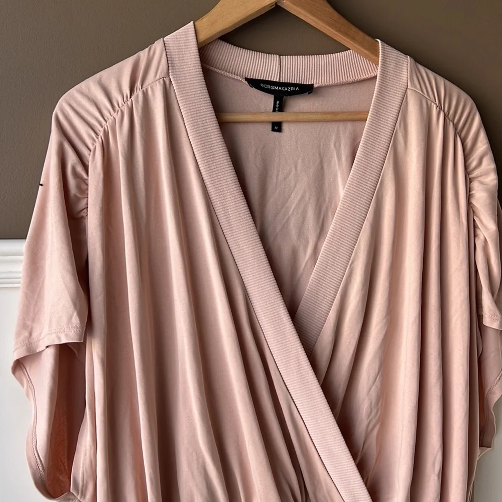 BCBGMAXAZRIA Pink Wrap Top Size Medium - Picture 4 of 12
